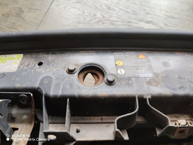 bontott RENAULT SCÉNIC II Homlokfal (Üres lemez)