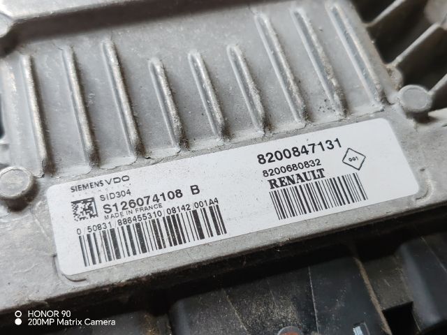 bontott RENAULT SCÉNIC II Motorvezérlő