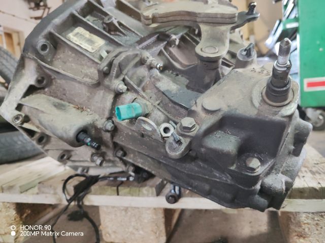 bontott RENAULT SCÉNIC II Váltó (Mechanikus)