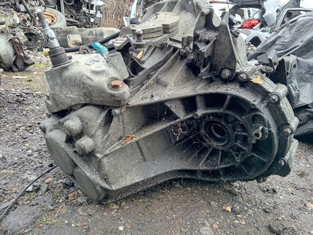 bontott RENAULT SCÉNIC II Váltó (Mechanikus)