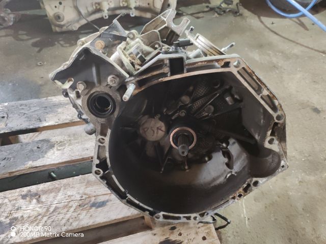 bontott RENAULT SCÉNIC II Váltó (Mechanikus)