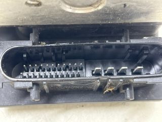 bontott RENAULT SCÉNIC II ABS Kocka