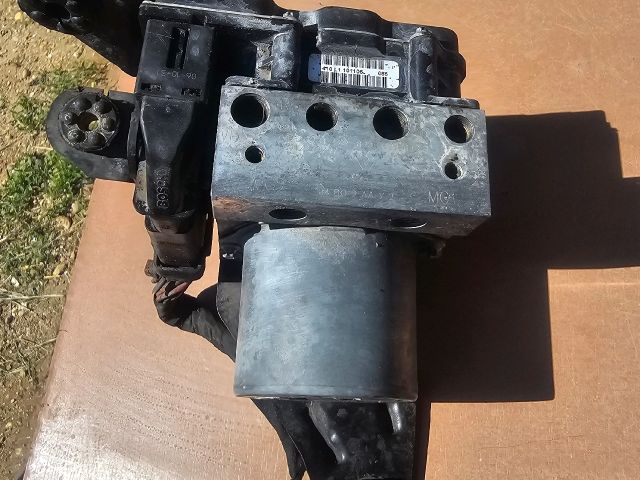 bontott RENAULT SCÉNIC II ABS Kocka