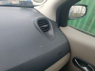 bontott RENAULT SCÉNIC II Bal első Gólyaláb (Lengécsillapító, Rugó)