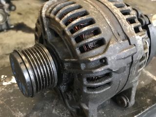 bontott RENAULT SCÉNIC II Generátor