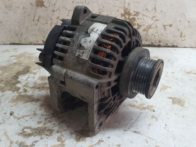 bontott RENAULT SCÉNIC II Generátor