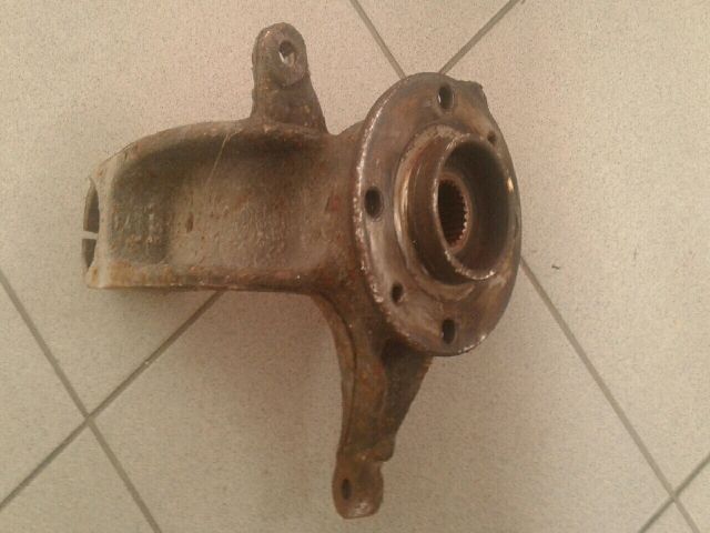 bontott RENAULT SCÉNIC II Jobb első Csonkállvány Kerékaggyal