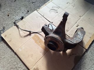 bontott RENAULT SCÉNIC II Jobb első Csonkállvány Kerékaggyal