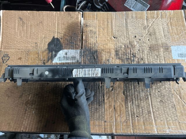 bontott RENAULT SCÉNIC II Kilométeróra