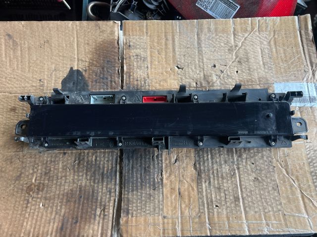 bontott RENAULT SCÉNIC II Kilométeróra