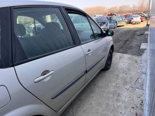 bontott RENAULT SCÉNIC II Középső Kipufogó Dob