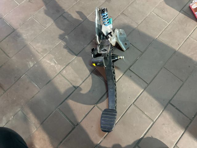 bontott RENAULT SCÉNIC II Kuplung Pedál