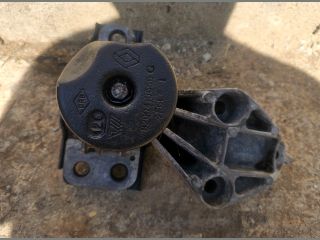 bontott RENAULT SCÉNIC II Motor Tartó Bak Jobb