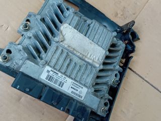 bontott RENAULT SCÉNIC II Motorvezérlő