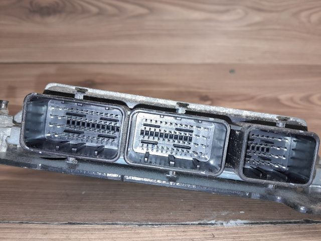 bontott RENAULT SCÉNIC II Motorvezérlő