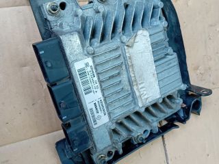 bontott RENAULT SCÉNIC II Motorvezérlő