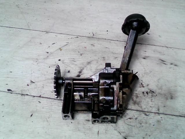 bontott RENAULT SCÉNIC II Olajszivattyú