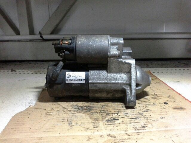 bontott RENAULT SCÉNIC II Önindító