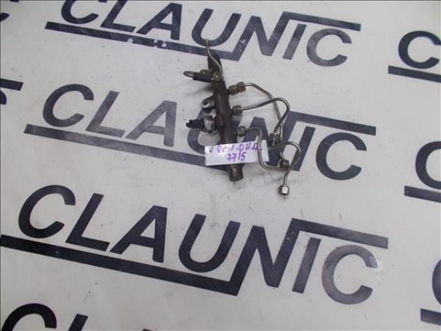 bontott RENAULT SCÉNIC II Porlasztó Sor / Híd