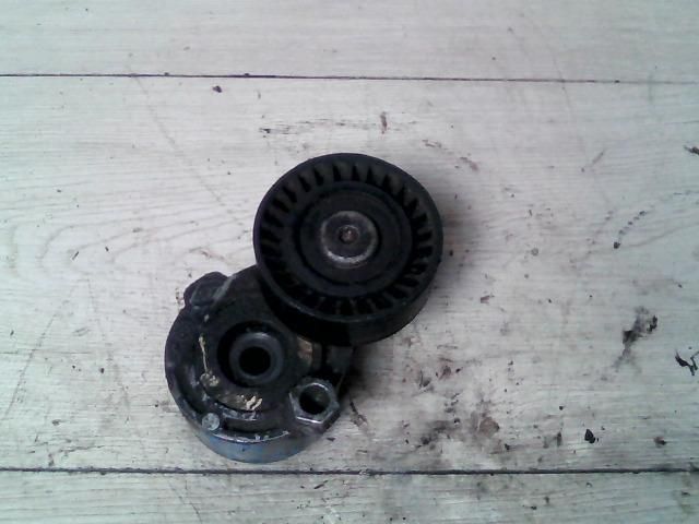 bontott RENAULT SCÉNIC II Szíjfeszítő Görgő