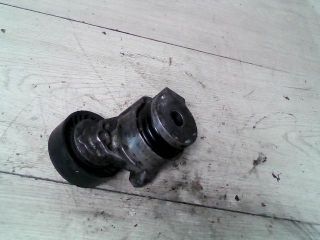 bontott RENAULT SCÉNIC II Szíjfeszítő Görgő