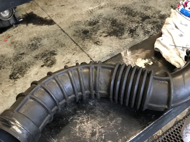 bontott RENAULT SCÉNIC II Turbócső