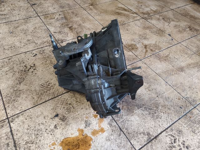 bontott RENAULT SCÉNIC II Váltó (Mechanikus)