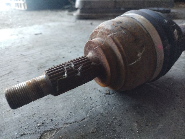 bontott RENAULT SCÉNIC II Bal Féltengely