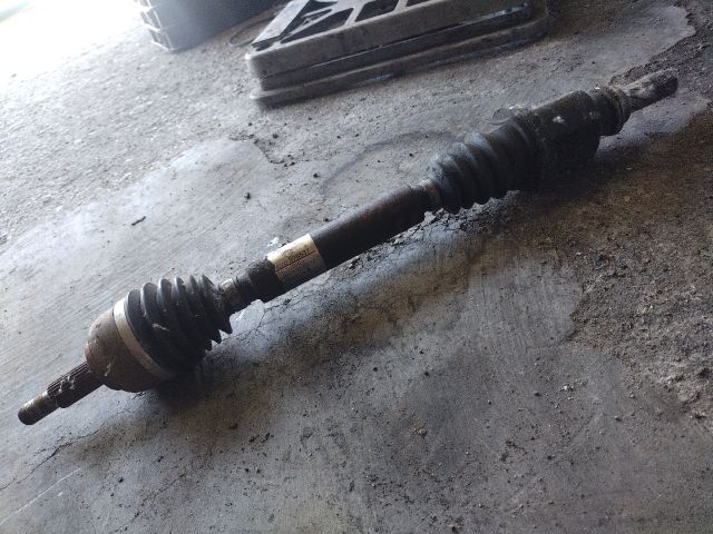 bontott RENAULT SCÉNIC II Bal Féltengely