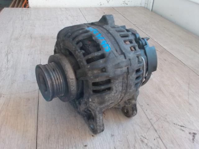 bontott RENAULT SCÉNIC II Generátor