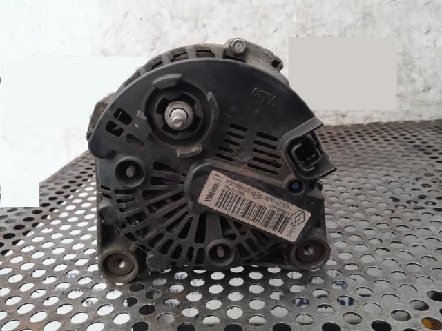 bontott RENAULT SCÉNIC II Generátor