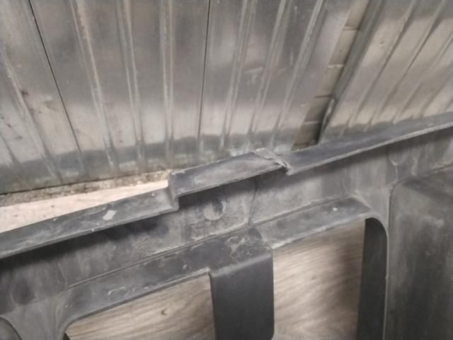 bontott RENAULT SCÉNIC II Homlokfal (Üres lemez)