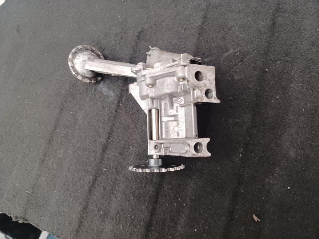 bontott RENAULT SCÉNIC II Olajszivattyú