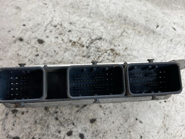 bontott RENAULT SCÉNIC II Motorvezérlő