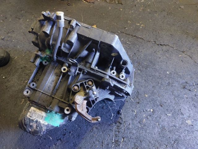 bontott RENAULT SCÉNIC II Váltó (Mechanikus)