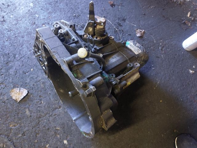 bontott RENAULT SCÉNIC II Váltó (Mechanikus)