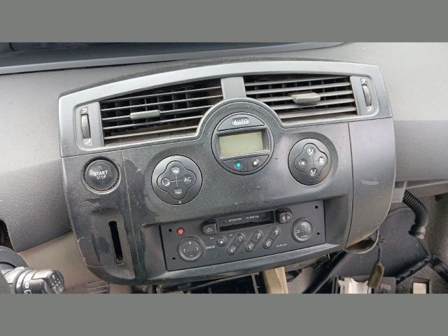 bontott RENAULT SCÉNIC II Bal hátsó Féknyereg Munkahengerrel