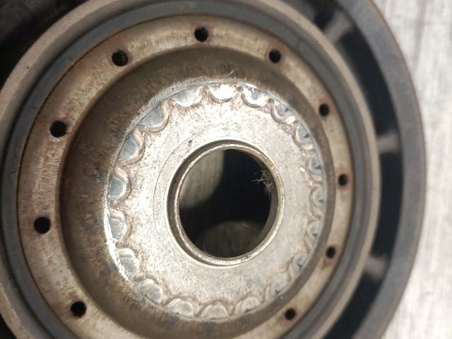 bontott RENAULT SCÉNIC II Főtengely Szíjtárcsa