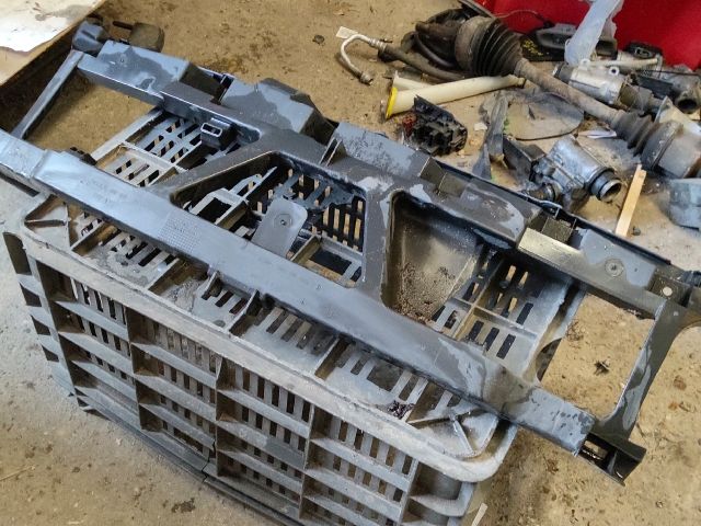 bontott RENAULT SCÉNIC II Homlokfal (Üres lemez)