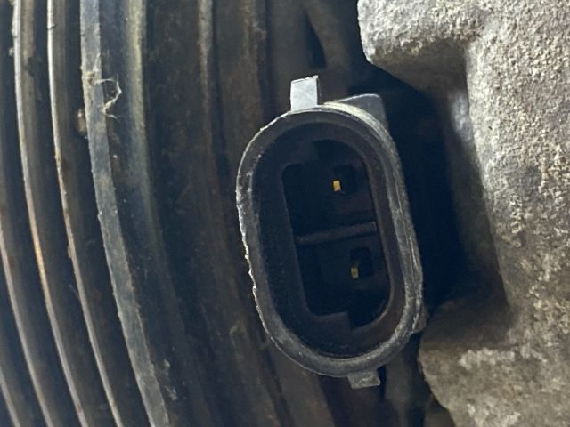 bontott RENAULT SCÉNIC II Klímakompresszor