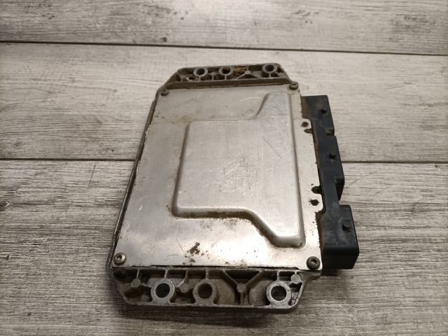 bontott RENAULT SCÉNIC II Motorvezérlő