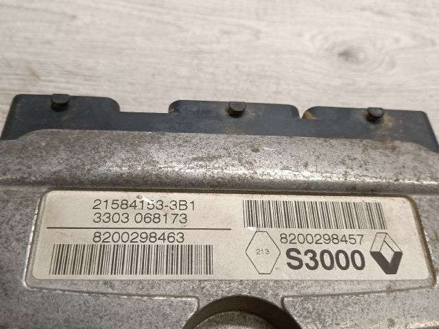 bontott RENAULT SCÉNIC II Motorvezérlő