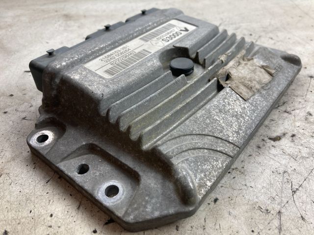 bontott RENAULT SCÉNIC II Motorvezérlő