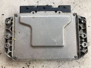 bontott RENAULT SCÉNIC II Motorvezérlő