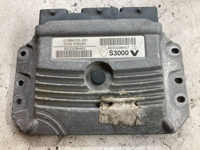 bontott RENAULT SCÉNIC II Motorvezérlő