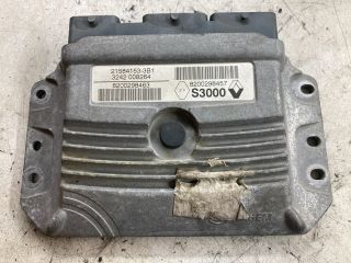 bontott RENAULT SCÉNIC II Motorvezérlő