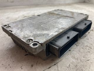 bontott RENAULT SCÉNIC II Motorvezérlő