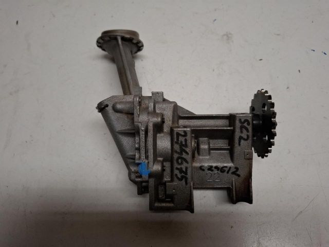 bontott RENAULT SCÉNIC II Olajszivattyú