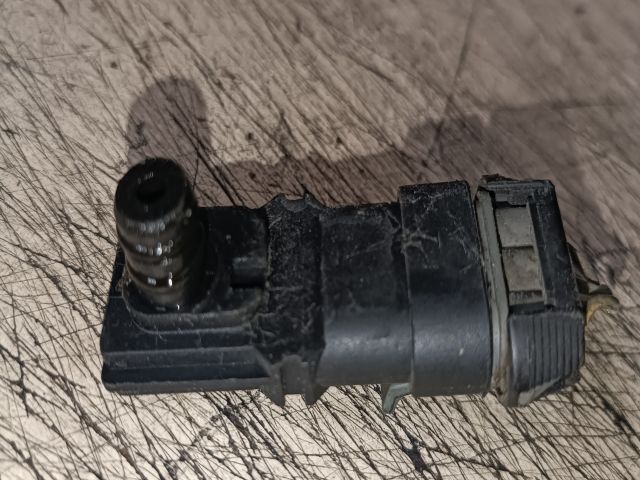 bontott RENAULT SCÉNIC II Szívócső Nyomásérzékelő