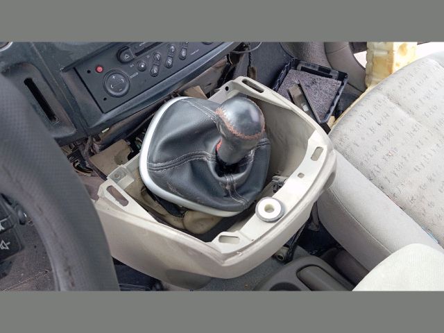 bontott RENAULT SCÉNIC II Váltó Kulissza